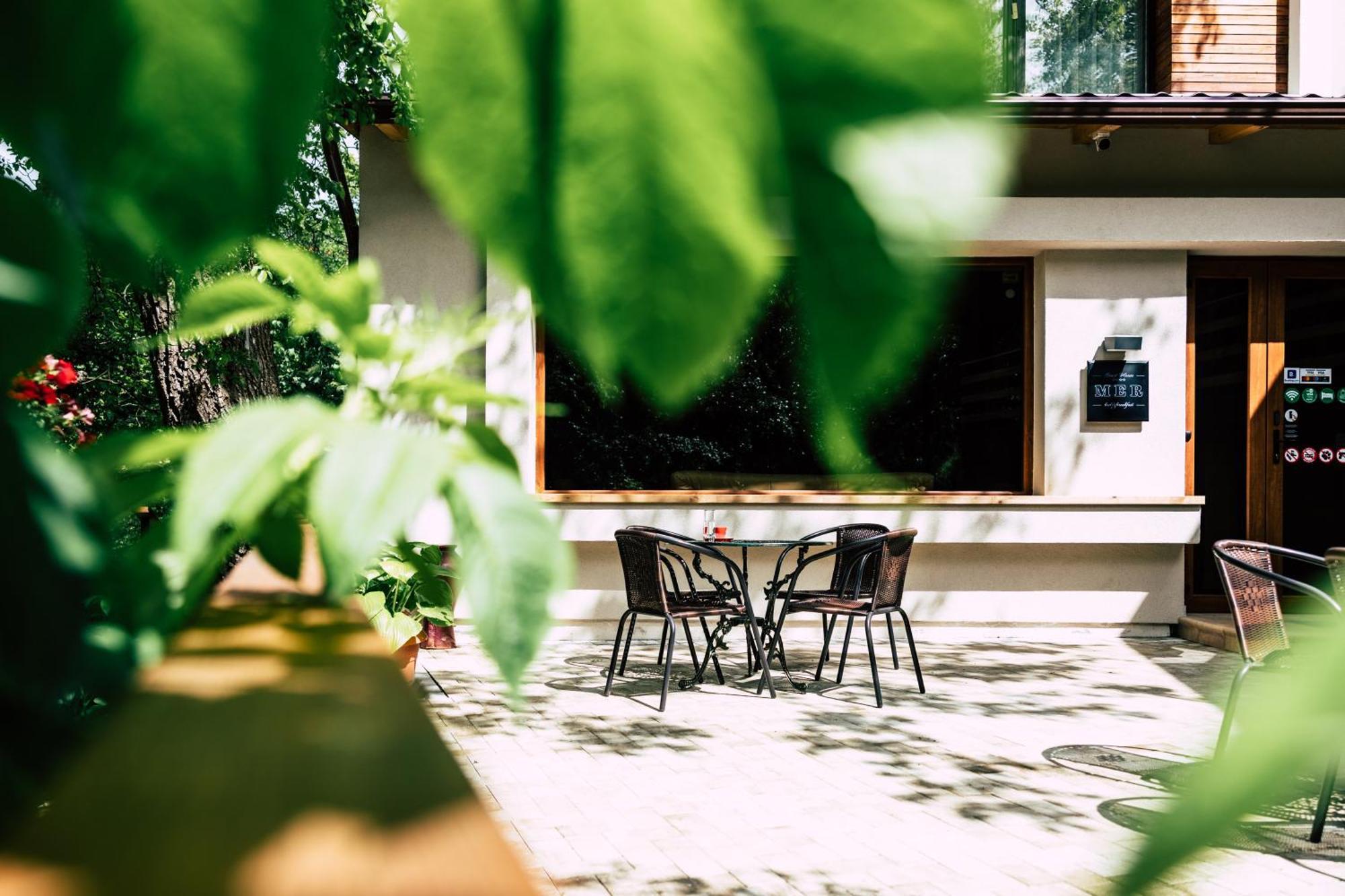 Mer Guest House B&B Braşov Exterior foto
