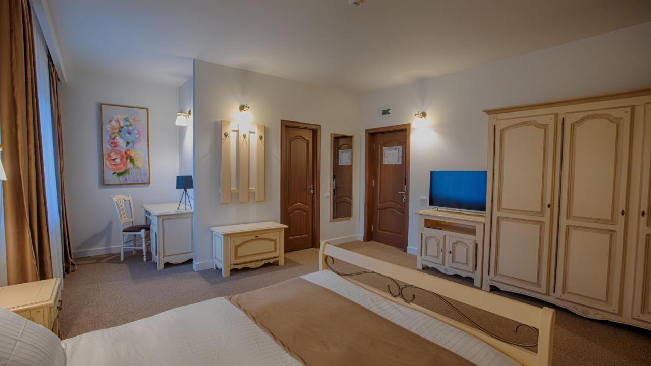 Mer Guest House B&B Braşov Exterior foto